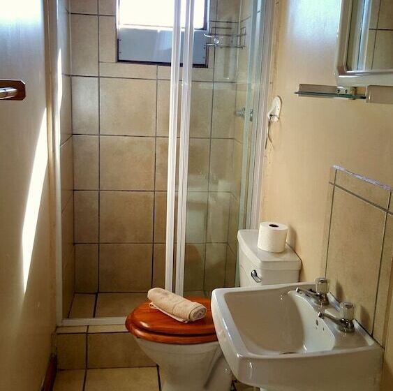 패밀리 룸, Lakeside Knysna Accomodation
