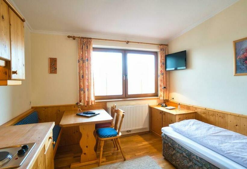 اتاق استاندارد یک نفره, Breilerhof