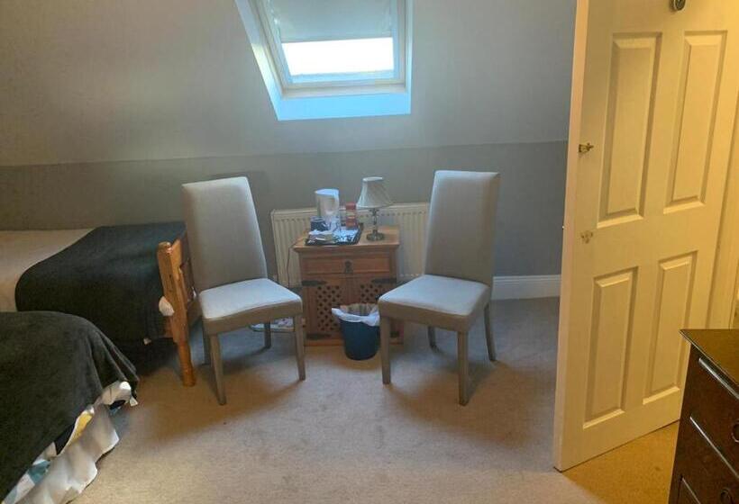스탠다드 룸, The Curragh Country House Accommodation