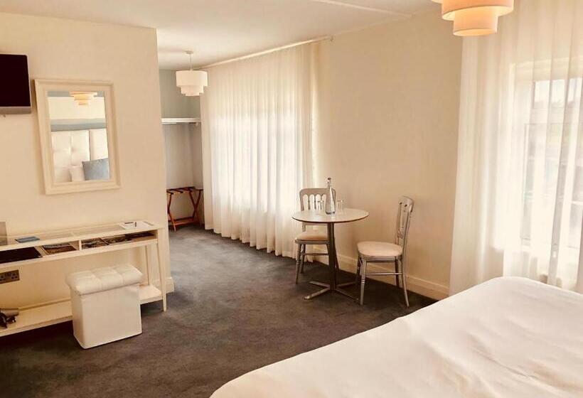 장애인을 위한 킹사이즈 침대 스탠다드 룸, Connemara Sands Hotel & Spa
