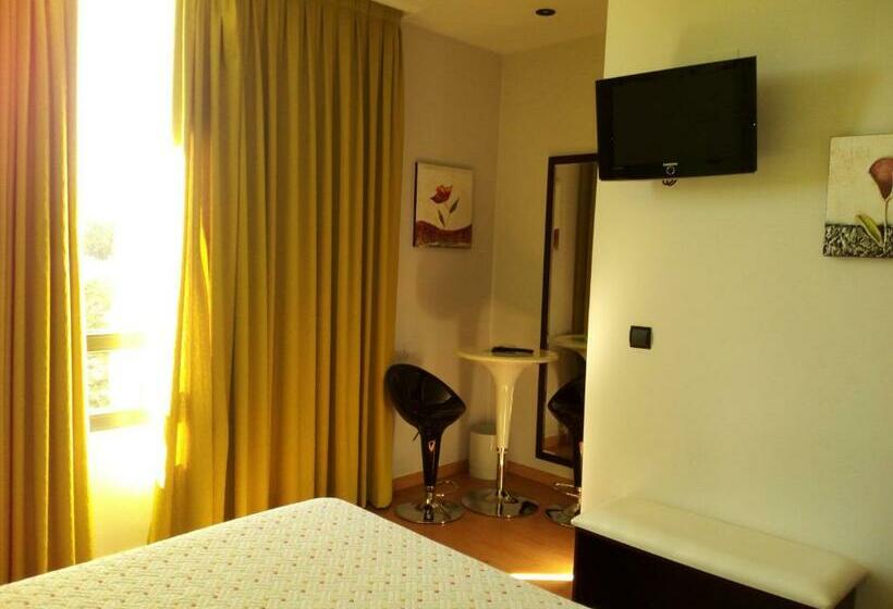 Номер Стандарт, Motel Acropolis