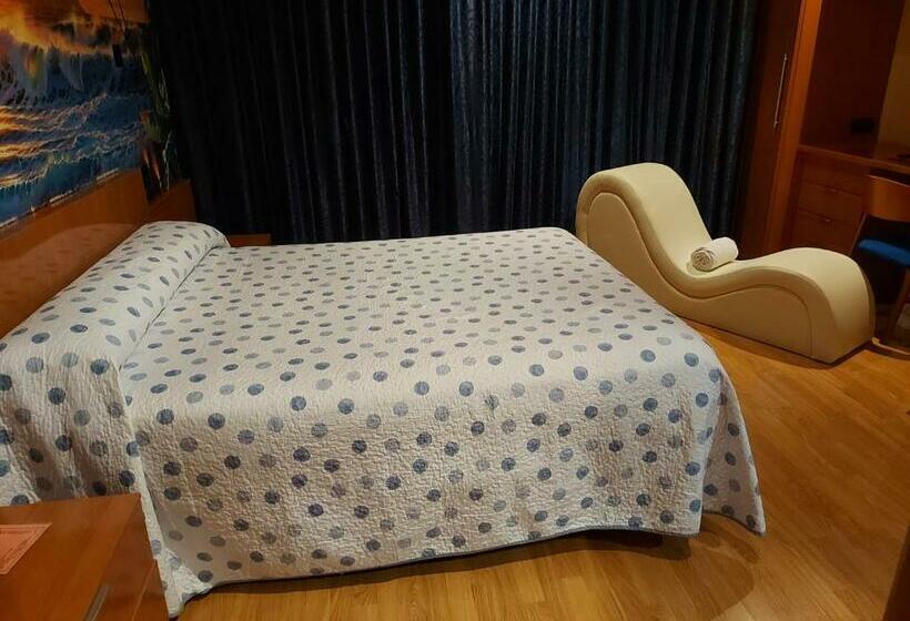 Номер Стандарт, Motel Acropolis