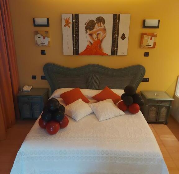 Люкс, Motel Acropolis