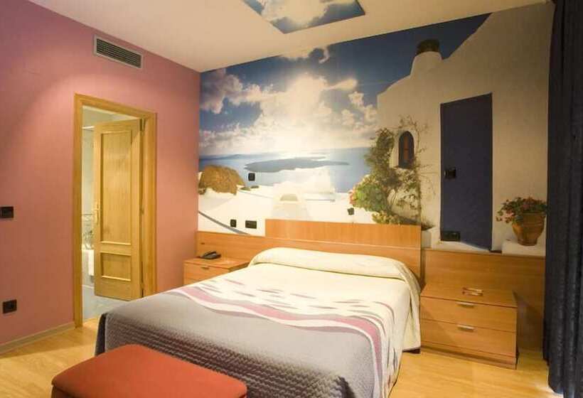 Номер Стандарт, Motel Acropolis
