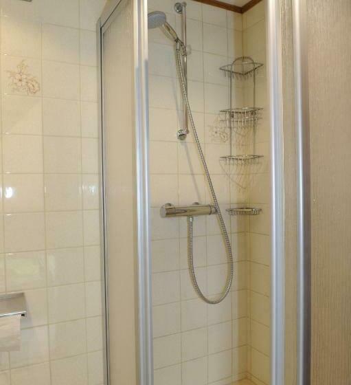 Quarto Familiar, Haus Dorfer