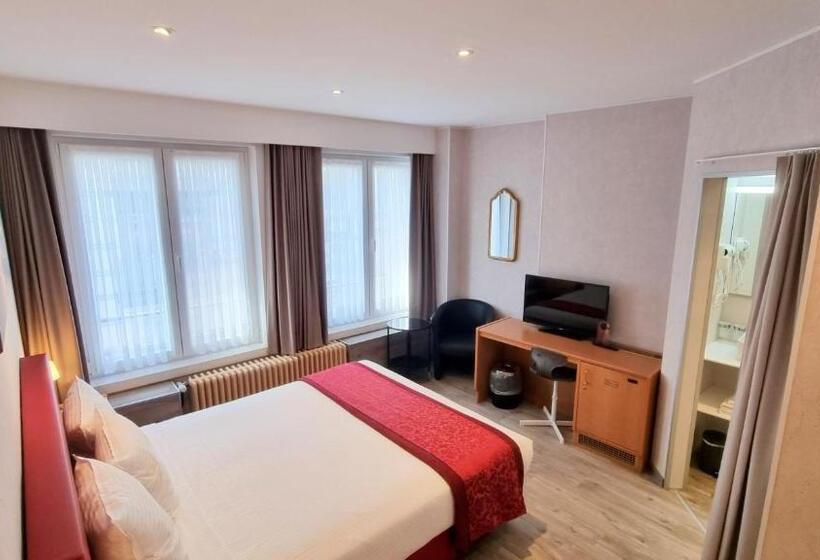 Номер Комфорт, Cardiff