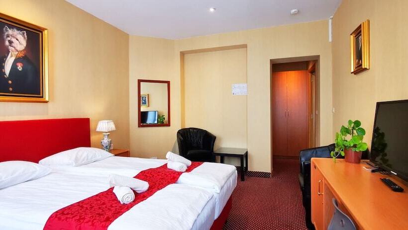 Номер Комфорт, Cardiff