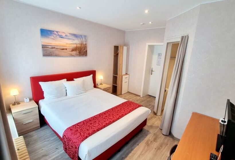 Basic Room, Cardiff