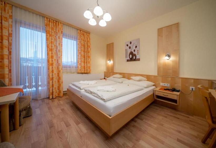 Номер Стандарт, Tischlbergerhof