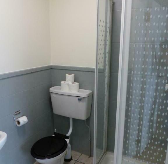 Номер Стандарт, Rougey Lodge Hostel