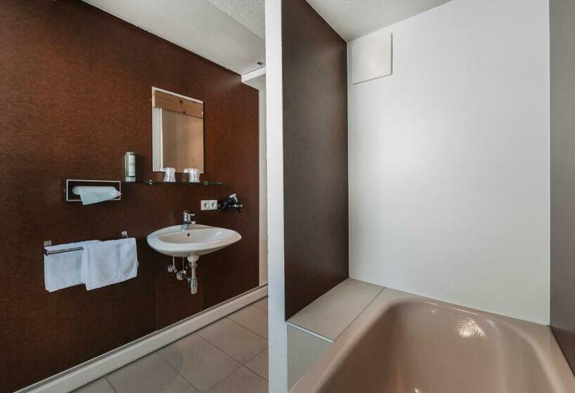 Номер Стандарт, Berghotel Gasthof Gstrein
