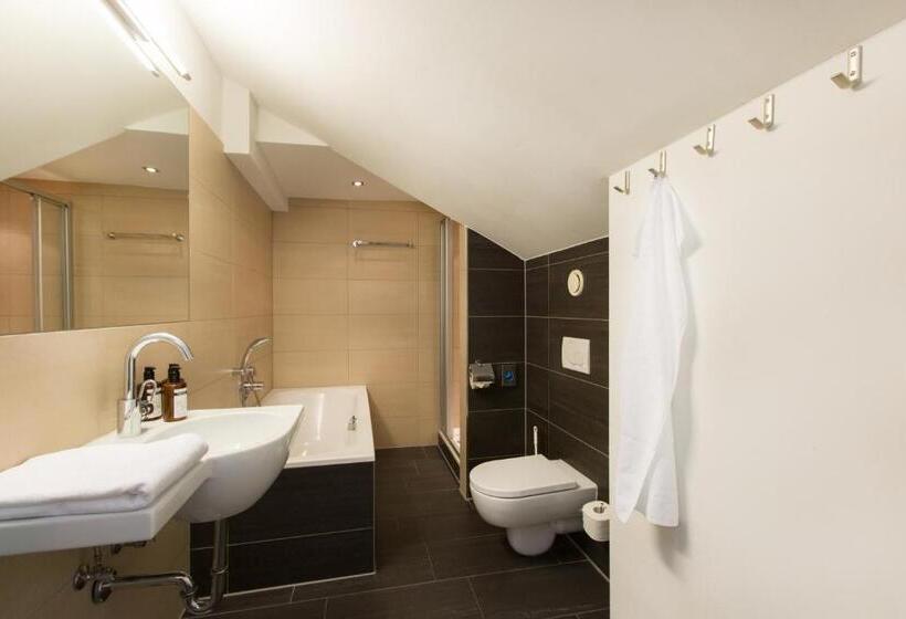 Семейный Номер, Familienhotel Mateera Gargellen / Montafon