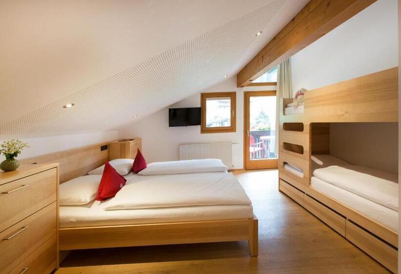 Семейный Номер, Familienhotel Mateera Gargellen / Montafon