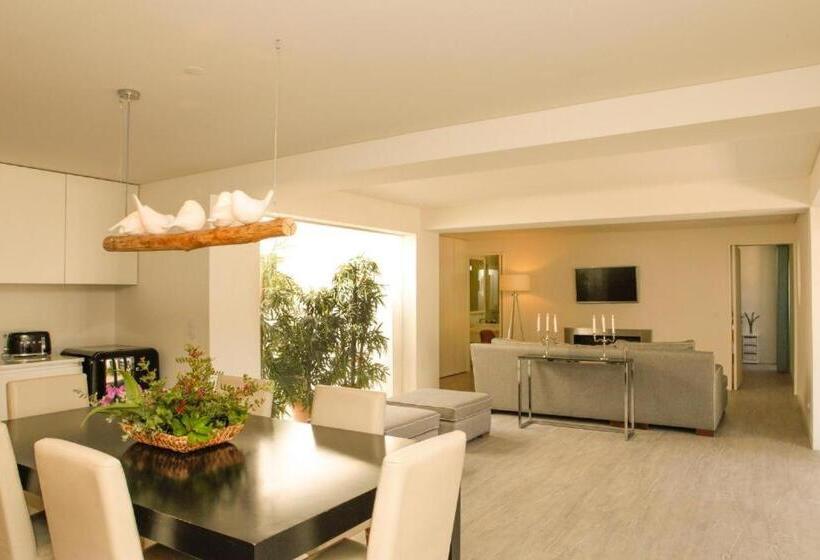 Вилла 2 Спальни, Casa Palmela   Small Luxury Hotels Of The World, Hotel & Villas