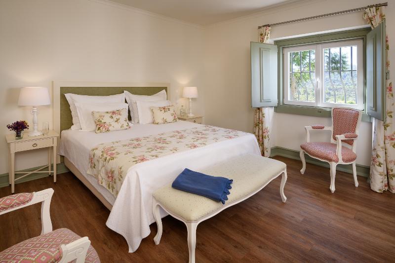 高级客房, Casa Palmela   Small Luxury Hotels Of The World, Hotel & Villas