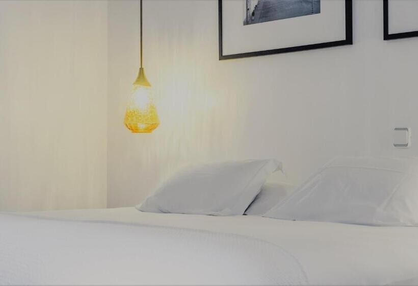 اتاق استاندارد, Comercial Azores Boutique