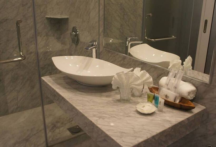 Chambre Deluxe, Heeren Straits