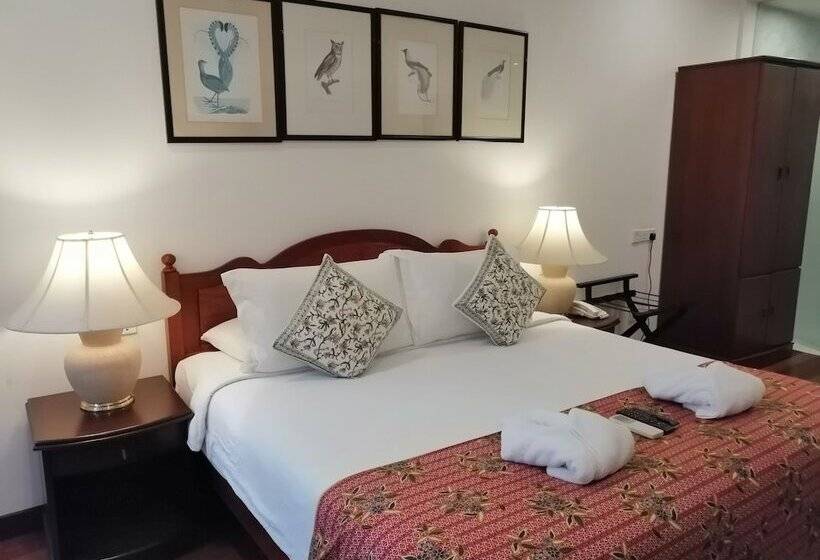 Chambre Supérieure, Heeren Straits