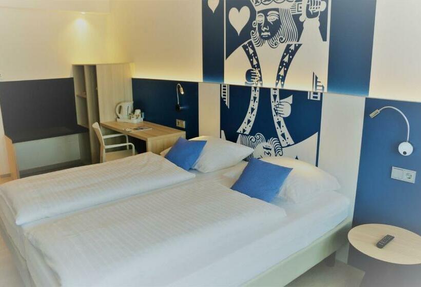 Номер Комфорт, Aparthotel Paderborn