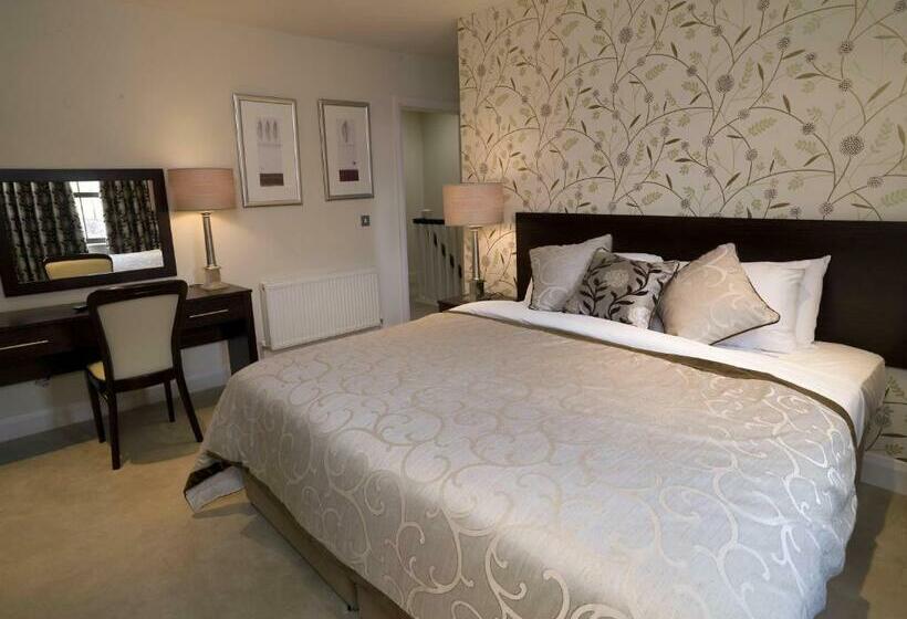 2 Bedrooms Standard Bungalow, Kenmare Bay Hotel Lodges