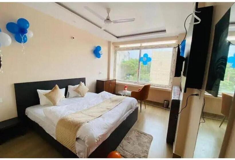 Quarto Deluxe, Rudransh Residency, Varanasi