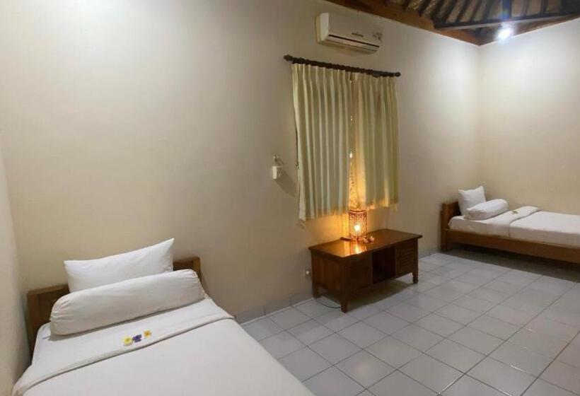 , New Starlight Hotel Lovina
