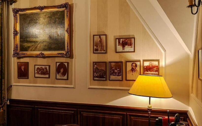 Люкс с гидромассажем, Kastélyhotel Sasvár Resort