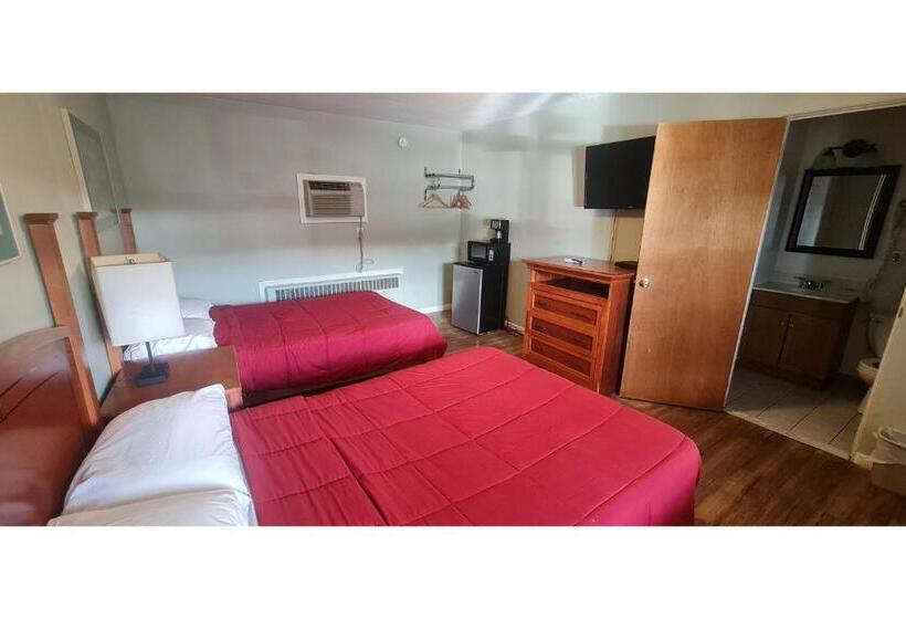 스탠다드 룸, Werry S Cottages Motel & Pub By Oyo East Stroudsburg Poconos