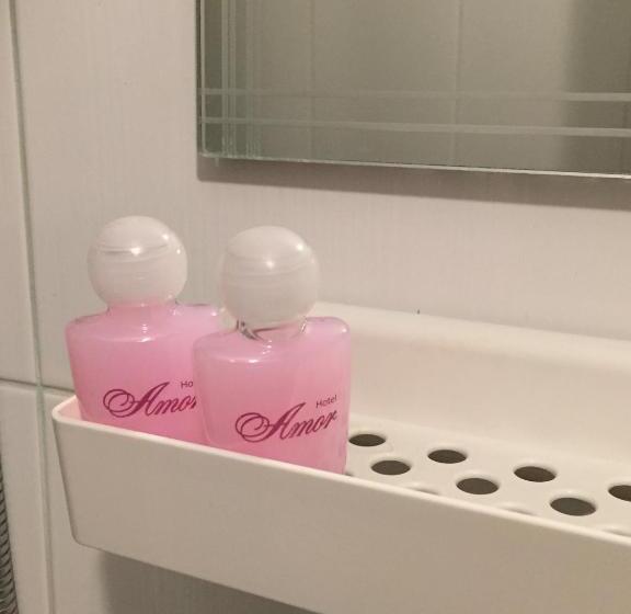 اتاق استاندارد سه نفره, Family Hotel Amor