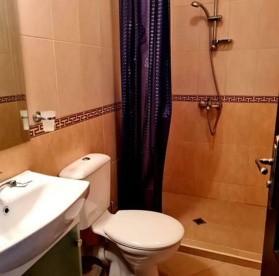 Полулюкс с Балконом, Family Hotel Bela