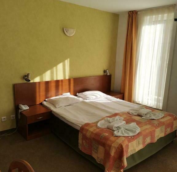 Quarto Triplo Estandar com Sacada, Elit