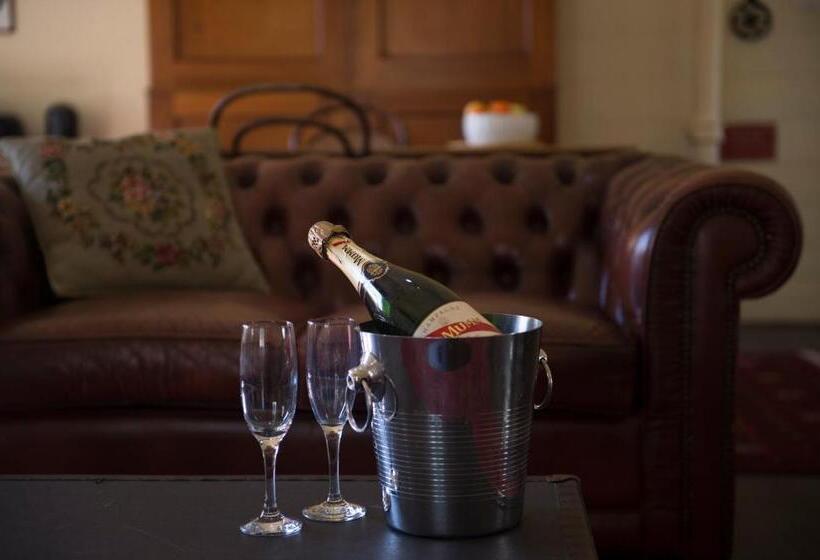 جناح ديلوكس, Hillview Heritage Estate