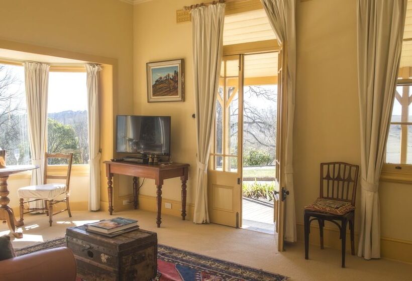 جناح كومفورت, Hillview Heritage Estate