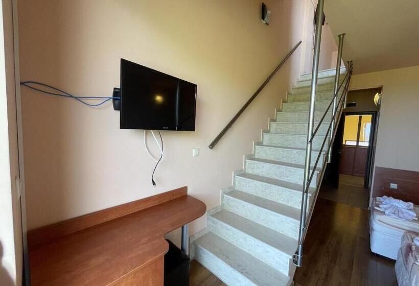Apartamento Dúplex 1 Dormitório, Vega