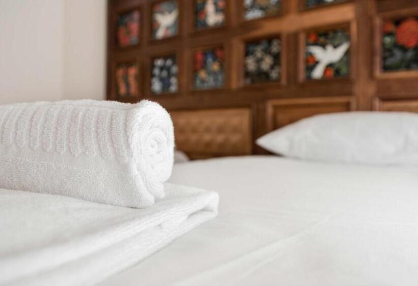 Quarto Standard Casa de Banho Partilhada, Sant Jordi Hostels Lisbon