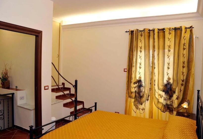 Classic room with balcony, Rupe Antica