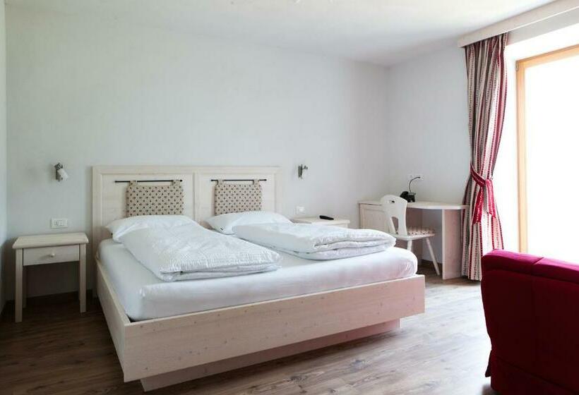 Номер Стандарт, Coronata Haus