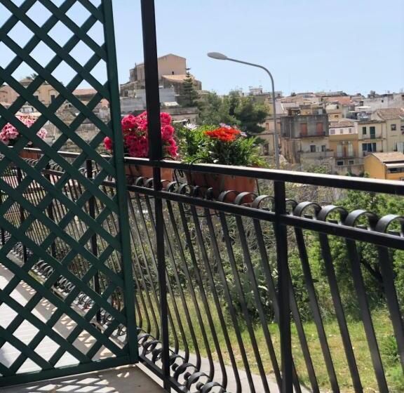 四人标准间, La Madonnina