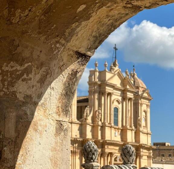 标准间, La Madonnina