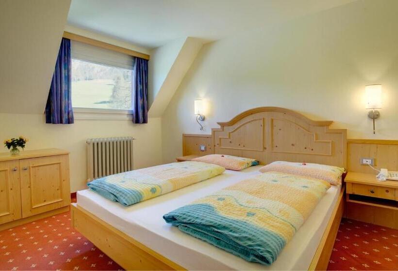 Апартаменты 1 Спальня, Castel Latemar