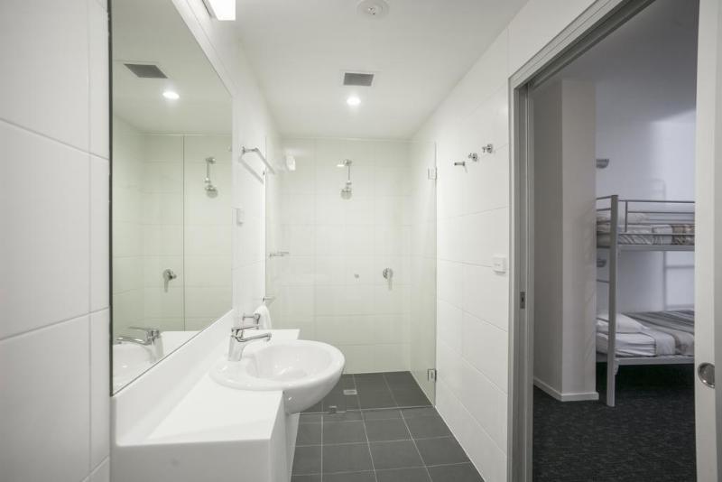 패밀리 룸, The Village Canberra