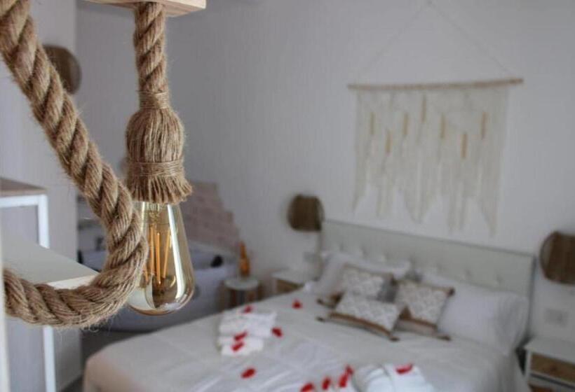 Четырехместный Номер Стандарт, Dimora Giulia, Luxury Suite And Spa
