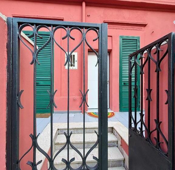 غرفة أساسية, Villa Francesini