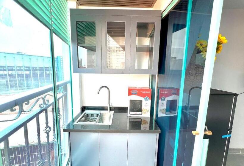 استودیوی لوکس, Era Apartment Cát Linh