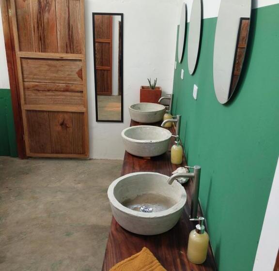 패밀리 룸 가든 전망, Hostel Nugeku