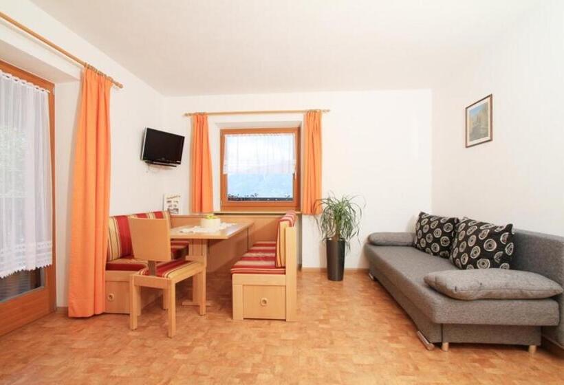 Апартаменты 1 Спальня с Террасой, Oberhuberhof Rodeneck