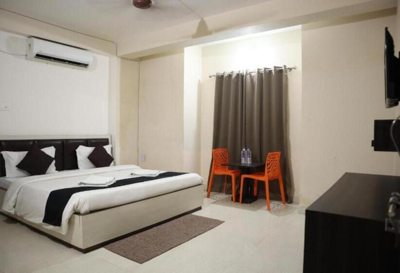 اتاق سوپریور چهار تخته, Grand Resort Puri Swimming Pool And Garden, Near Sea Beach And Temple Fully Air Conditioned Hotel Wi