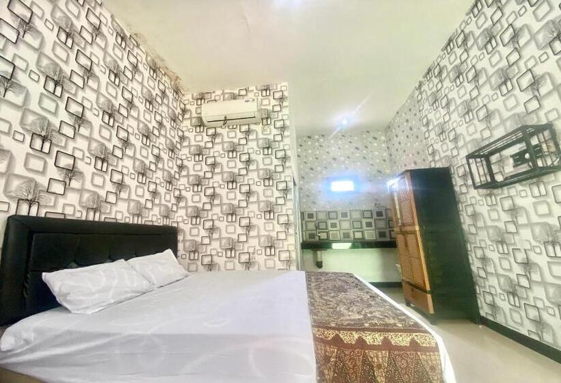 Номер Deluxe, Capital O 93829 Alika Homestay Syariah
