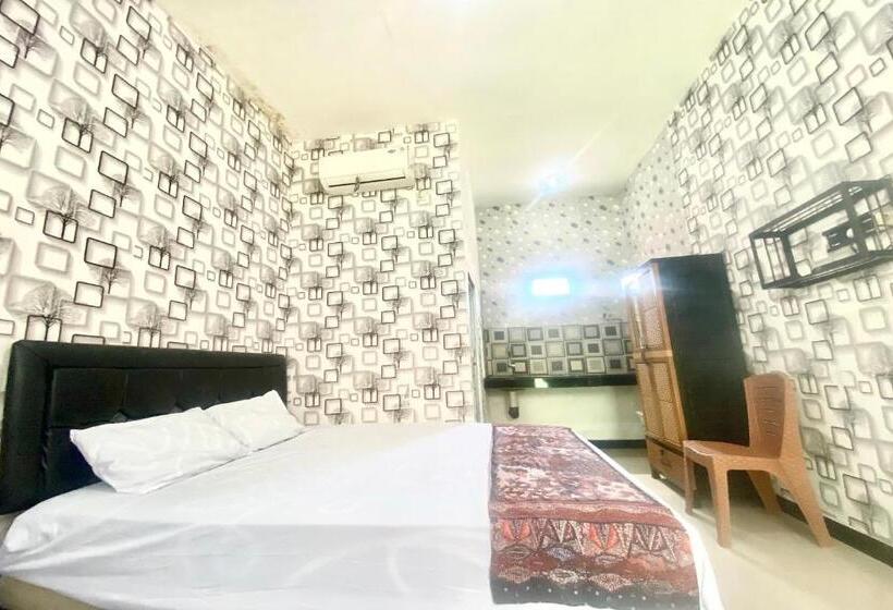 Номер Deluxe, Capital O 93829 Alika Homestay Syariah