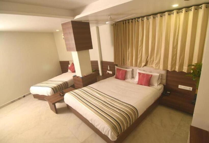 Номер Superior, Rajpath Inn